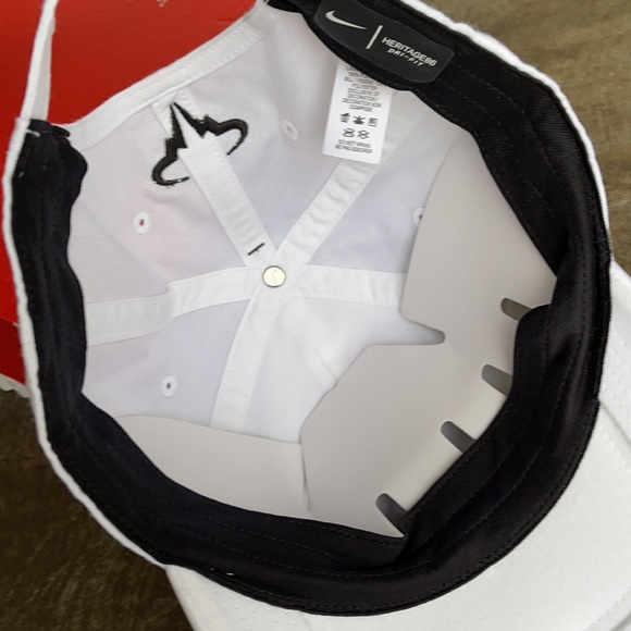 NIKE AEROBILL LIGHTWEIGHT BREATHABLE COMFORT CAP - Picture 14 of 16